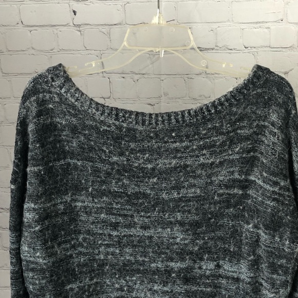 SWEATER - Free People cropped fuzzy wool/angora blend sweater. Size medium. - Picture 9 of 12